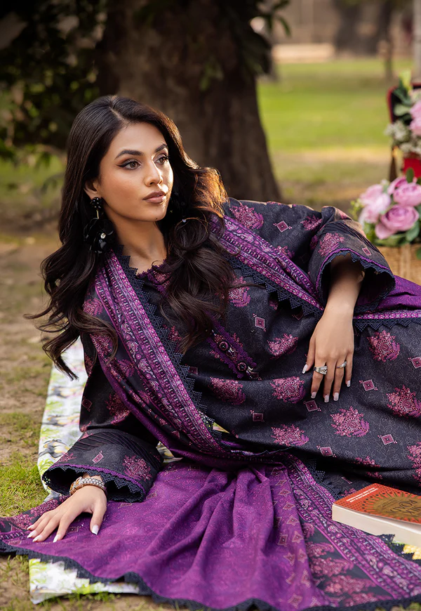 Ivory Embroidered Farshi Shalwar Suit