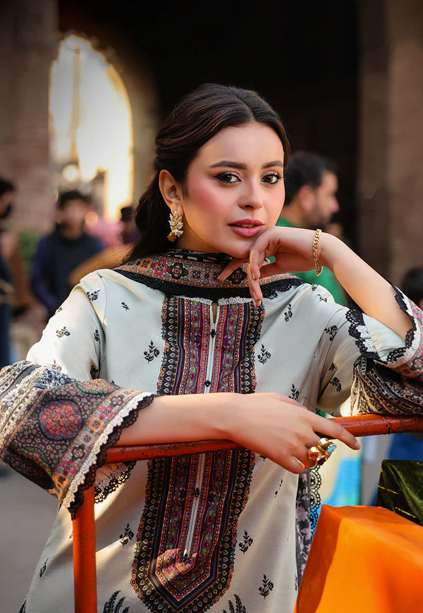 Elegant Off-White Printed Lawn Suit