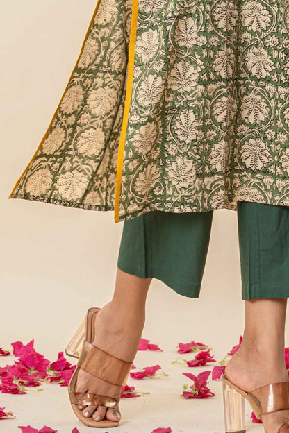 Women’s Printed Straight Kurta with Pants – Green & Mustard