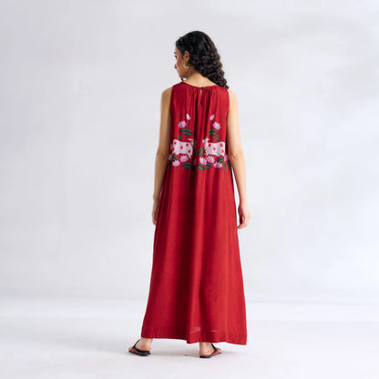 Red Lotus Print Sleeveless Maxi Dress