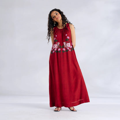 Red Lotus Print Sleeveless Maxi Dress
