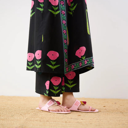 Printed V-Neck Kurta Set with Contrast Border