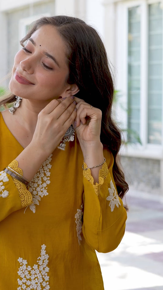 Sunehri Mustard Bloom Kurta Set